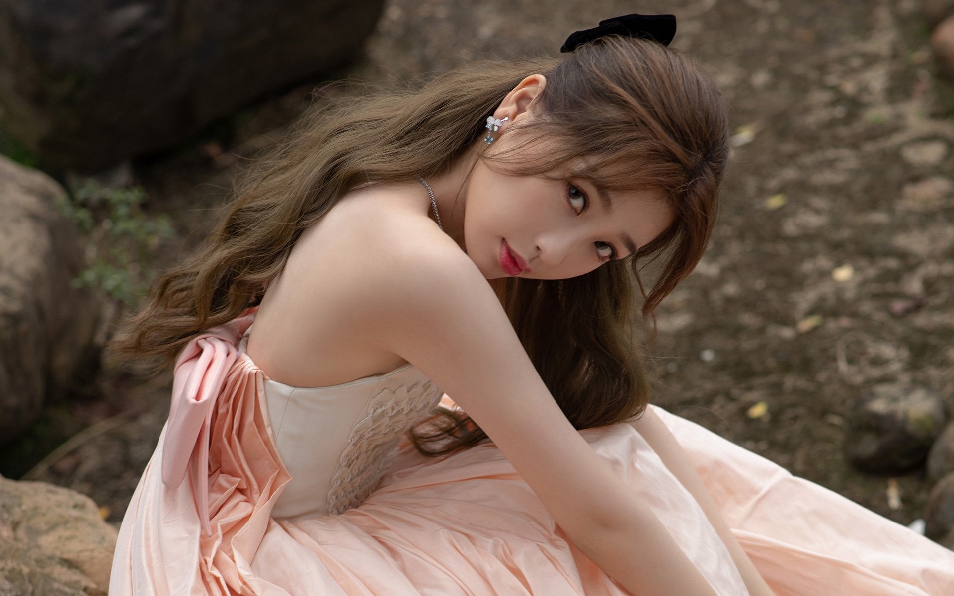 沃尔夫斯堡进攻意图明确打出流畅配合,沃尔夫斯堡阵型