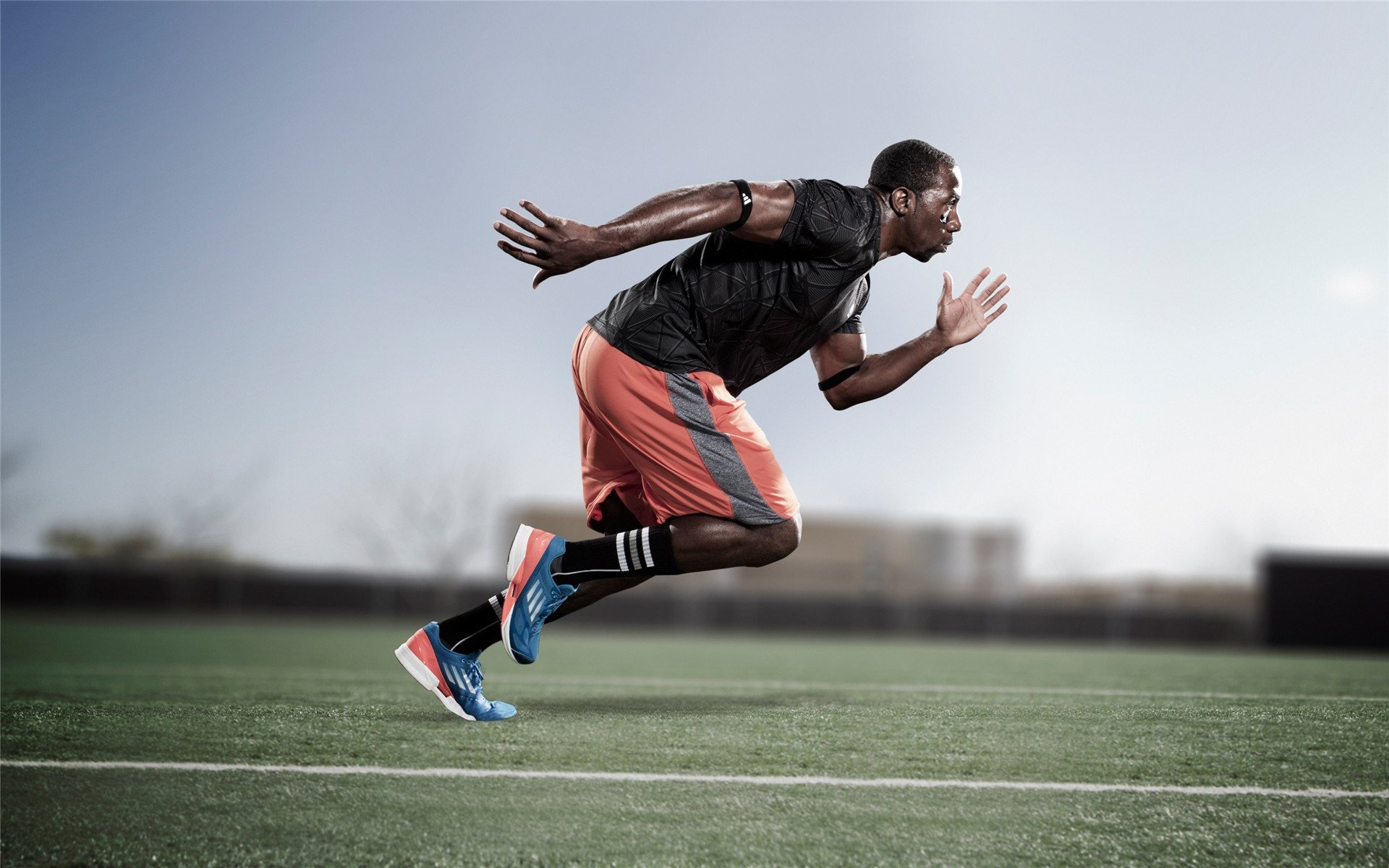 3-1!超级射手双响10轮13球12.1亿战舰掀翻大黑马5轮4胜重返前二,超级射手攻略